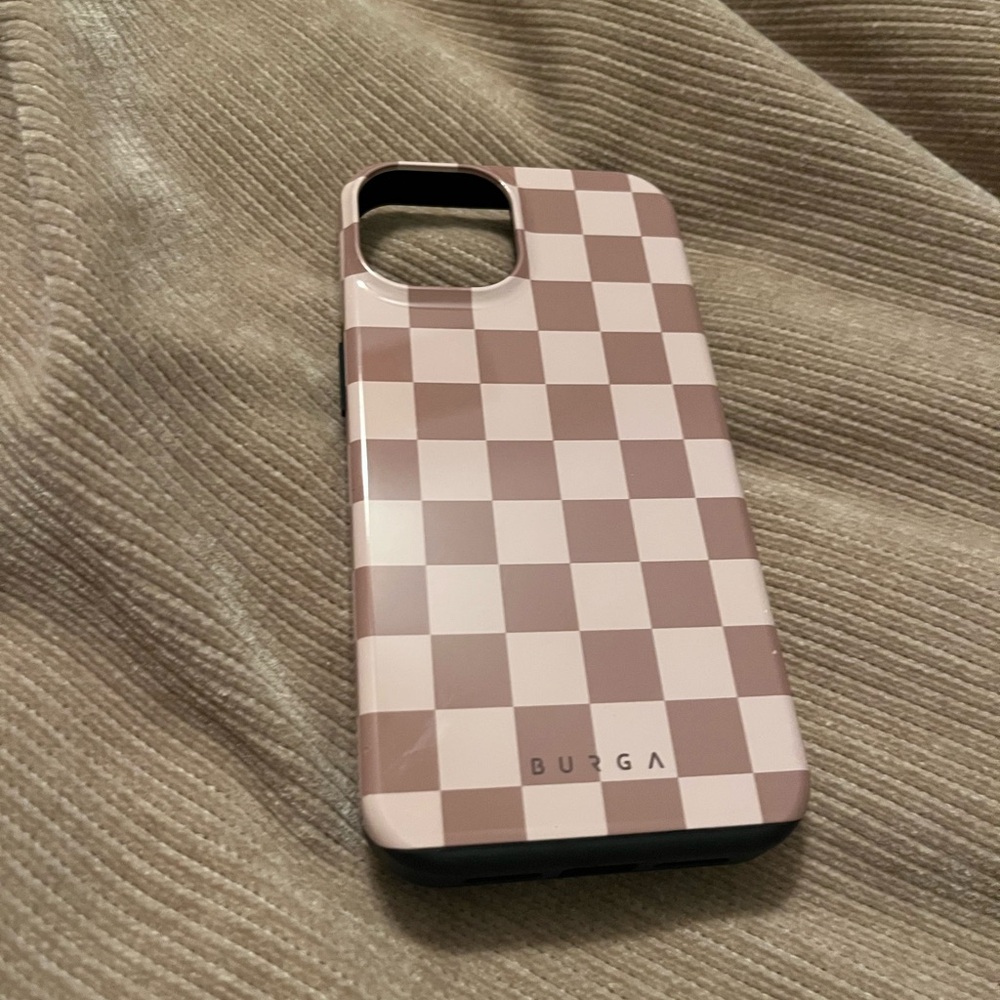 Burga Checkered Phone Case - Brown and Cream
iPhone 13/14/15
